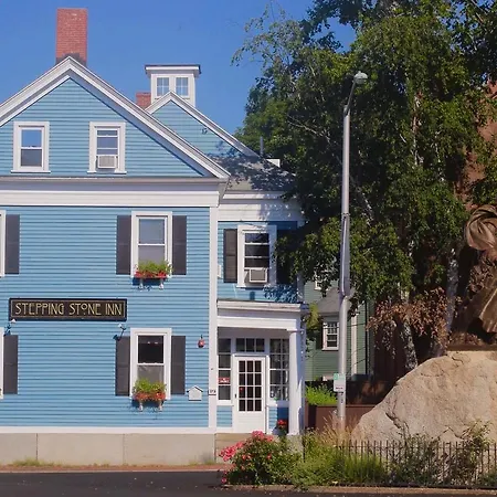 Stepping Stone Inn